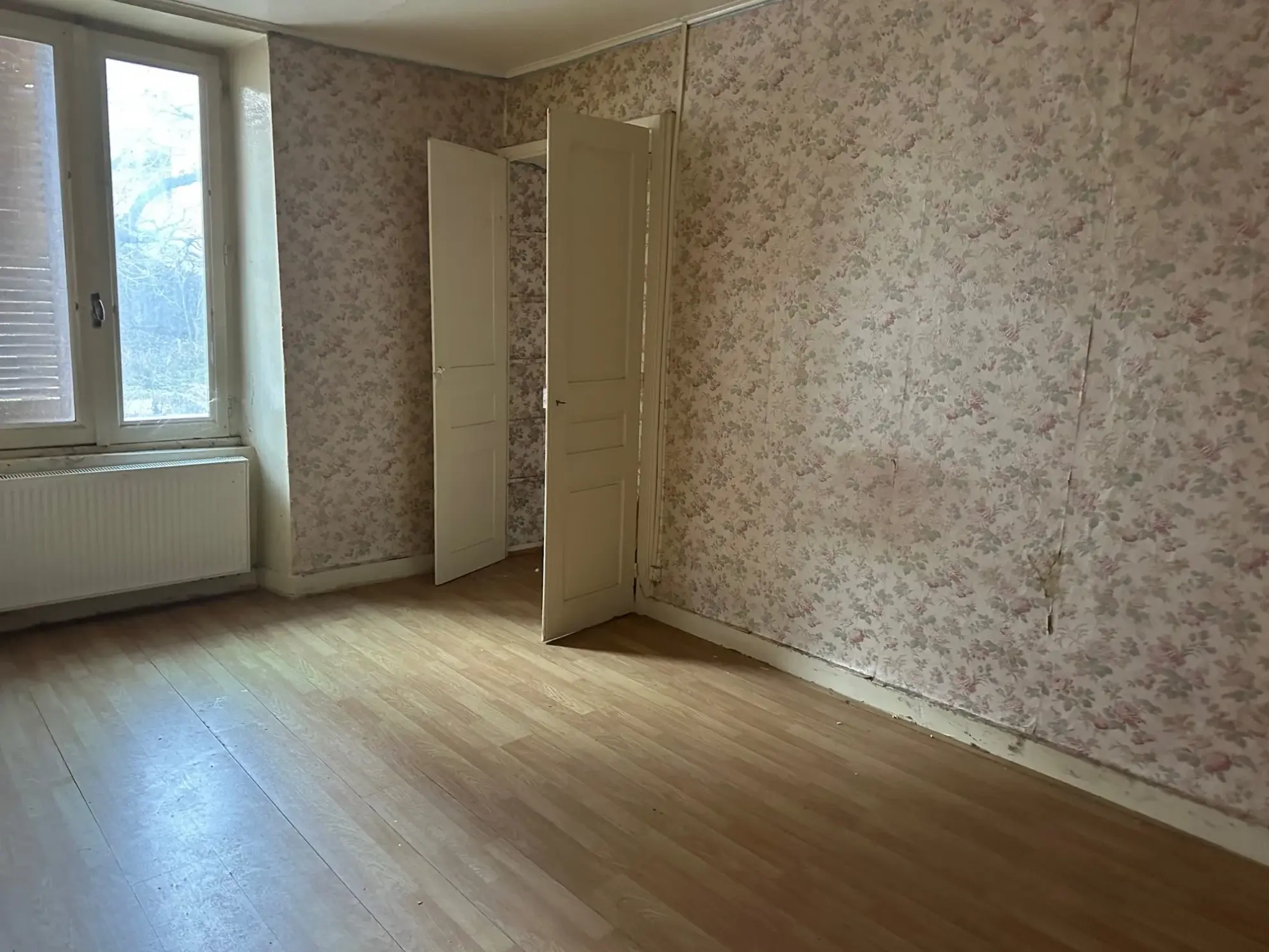 Maison à vendre à Izeaux - Grand potentiel avec travaux à prévoir 