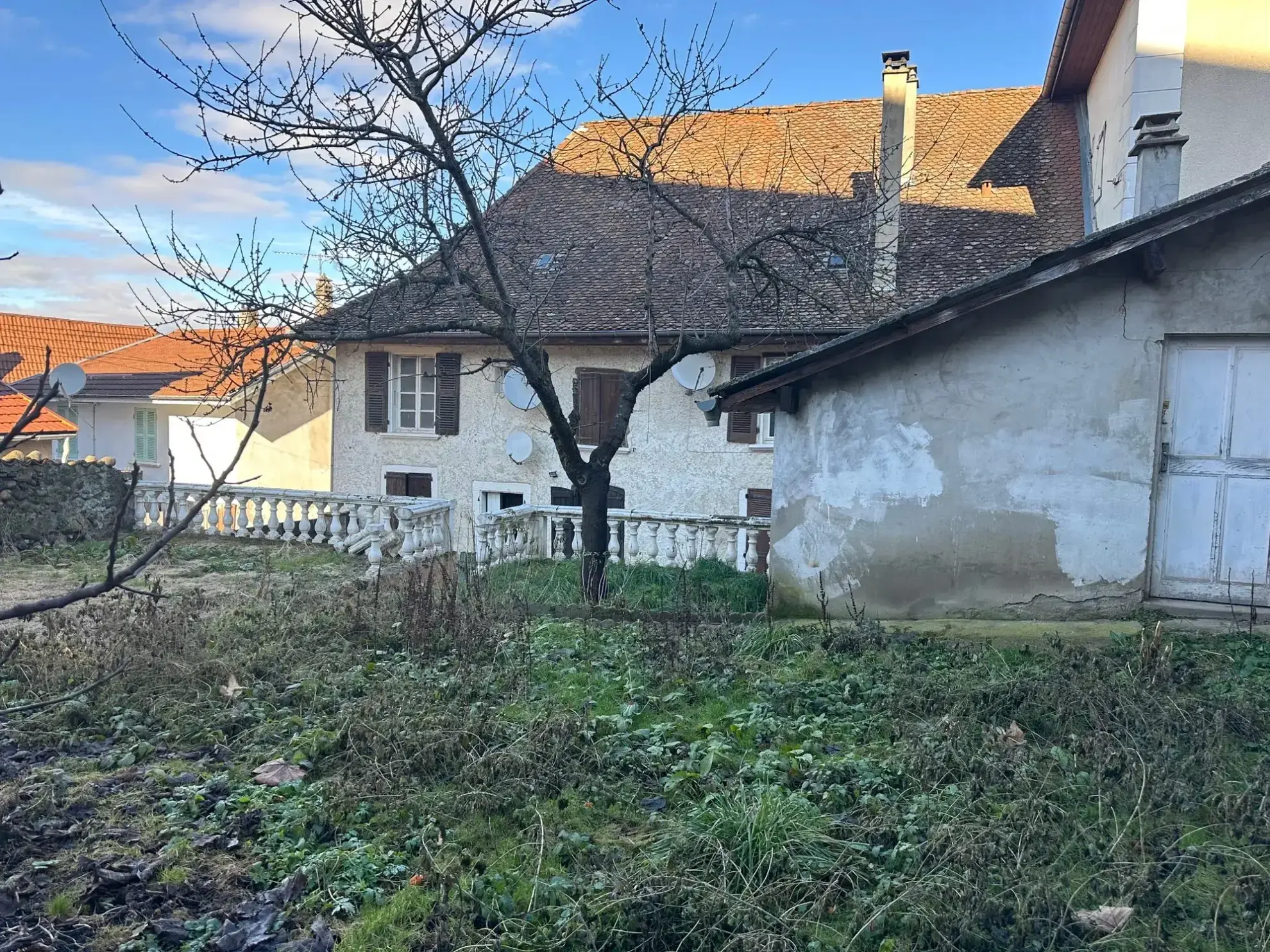 Maison à vendre à Izeaux - Grand potentiel avec travaux à prévoir 
