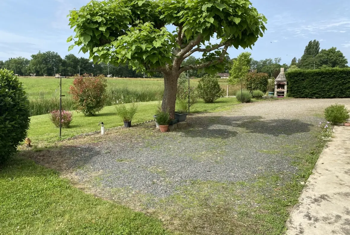 Maison familiale avec grand potentiel à Captieux - 118 m² habitables, 238 m² exploitable 