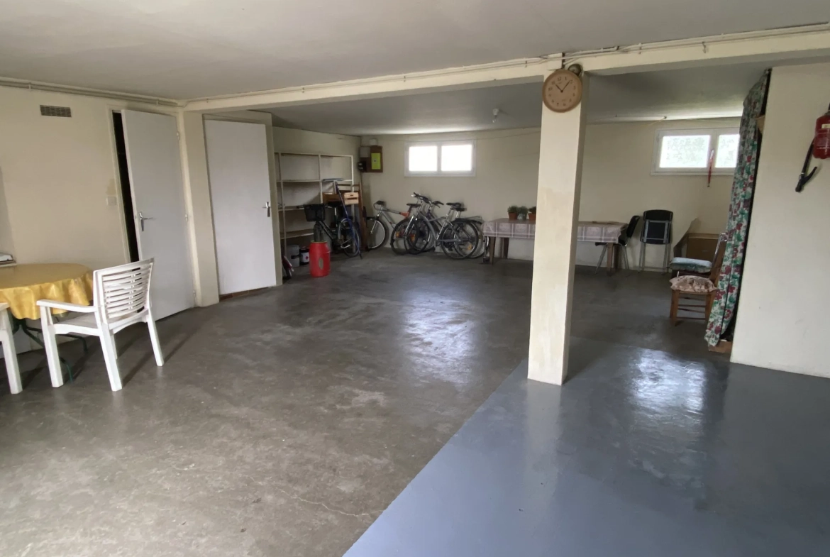 Maison familiale avec grand potentiel à Captieux - 118 m² habitables, 238 m² exploitable 