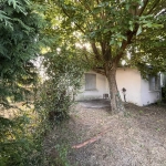 Maison à rénover de 50 m² avec jardin à Pontacq dans rue tranquille