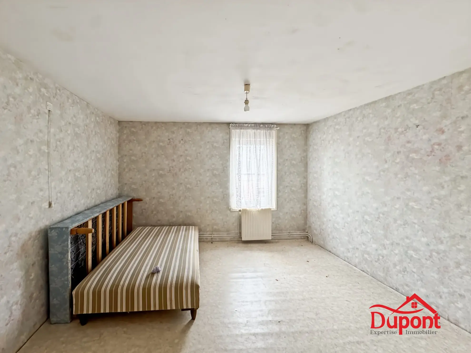 Maison à rénover proche Cambrai – 150 m² avec jardin et potentiel 