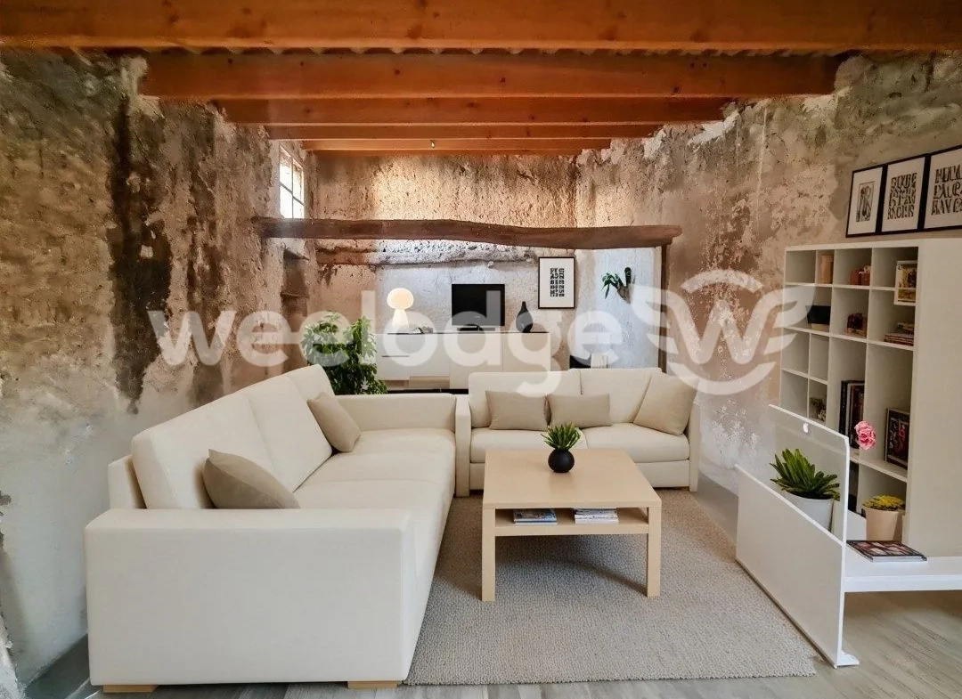 Remise à rénover à Saint-Martin-de-Brômes avec potentiel de 100 m² habitables 