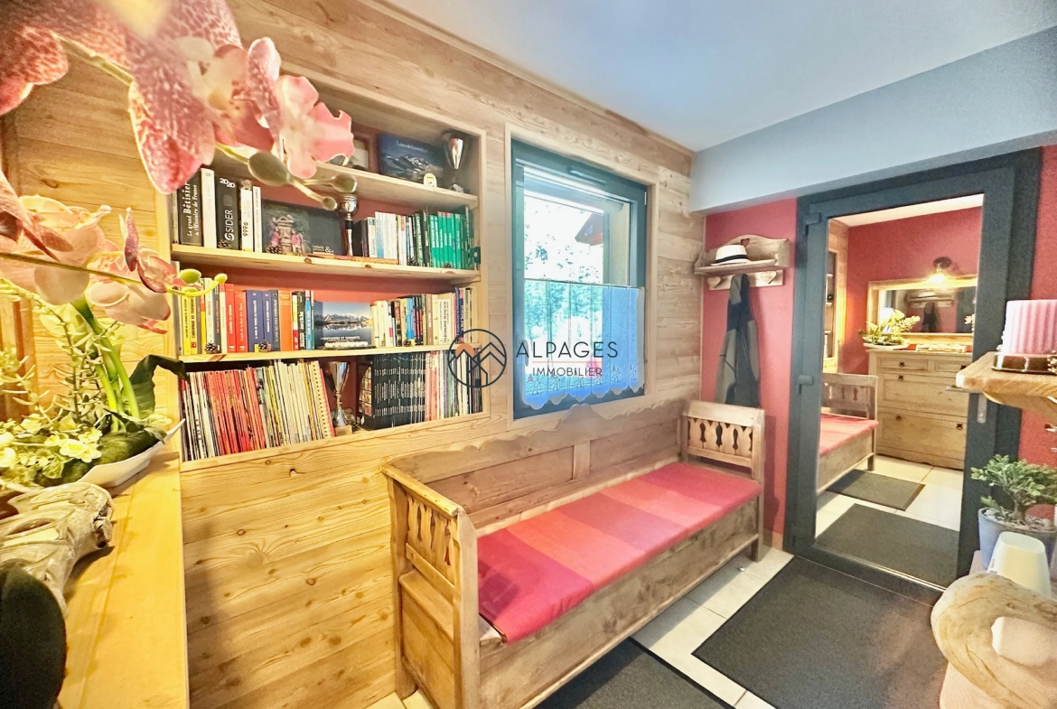 Appartement 3 pièces rénové avec jardin, cave et parking à Guillestre 
