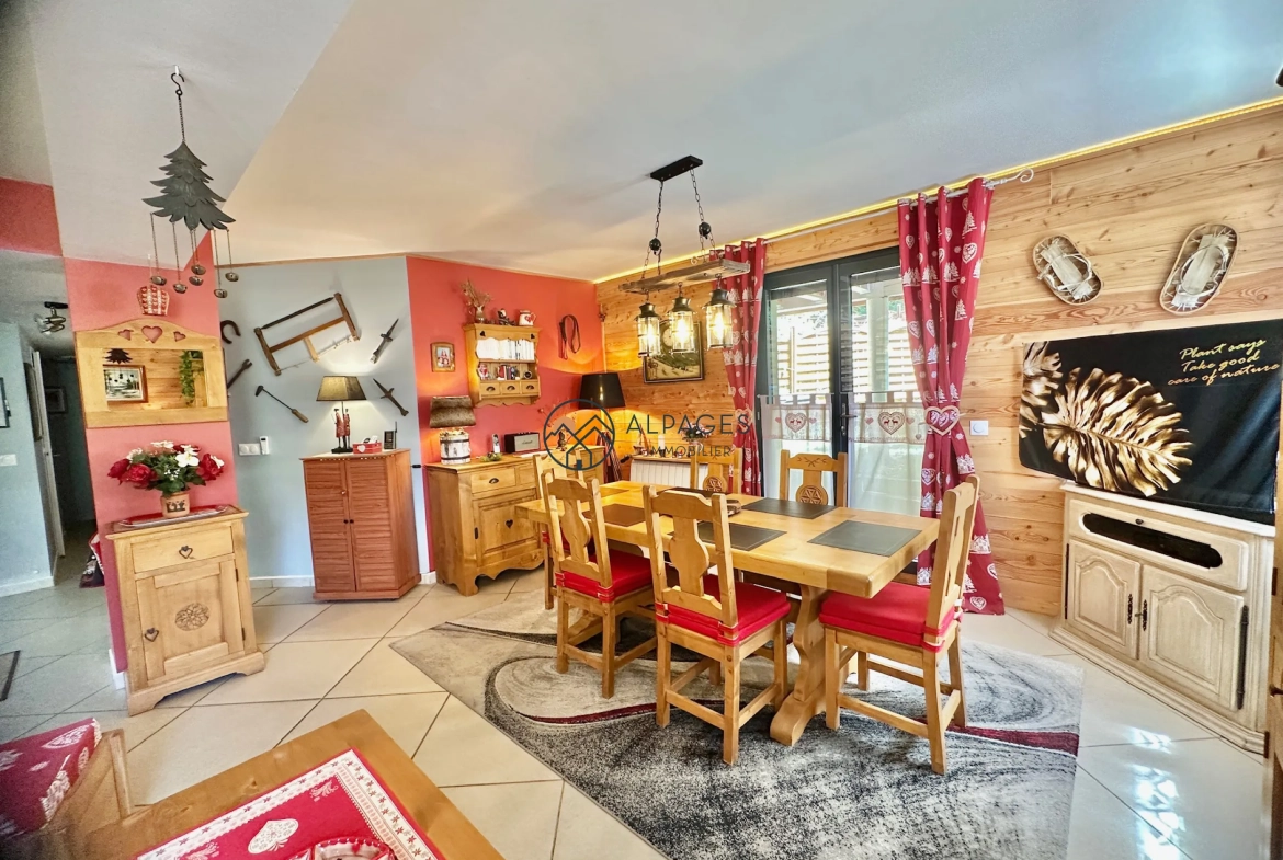 Appartement 3 pièces rénové avec jardin, cave et parking à Guillestre 