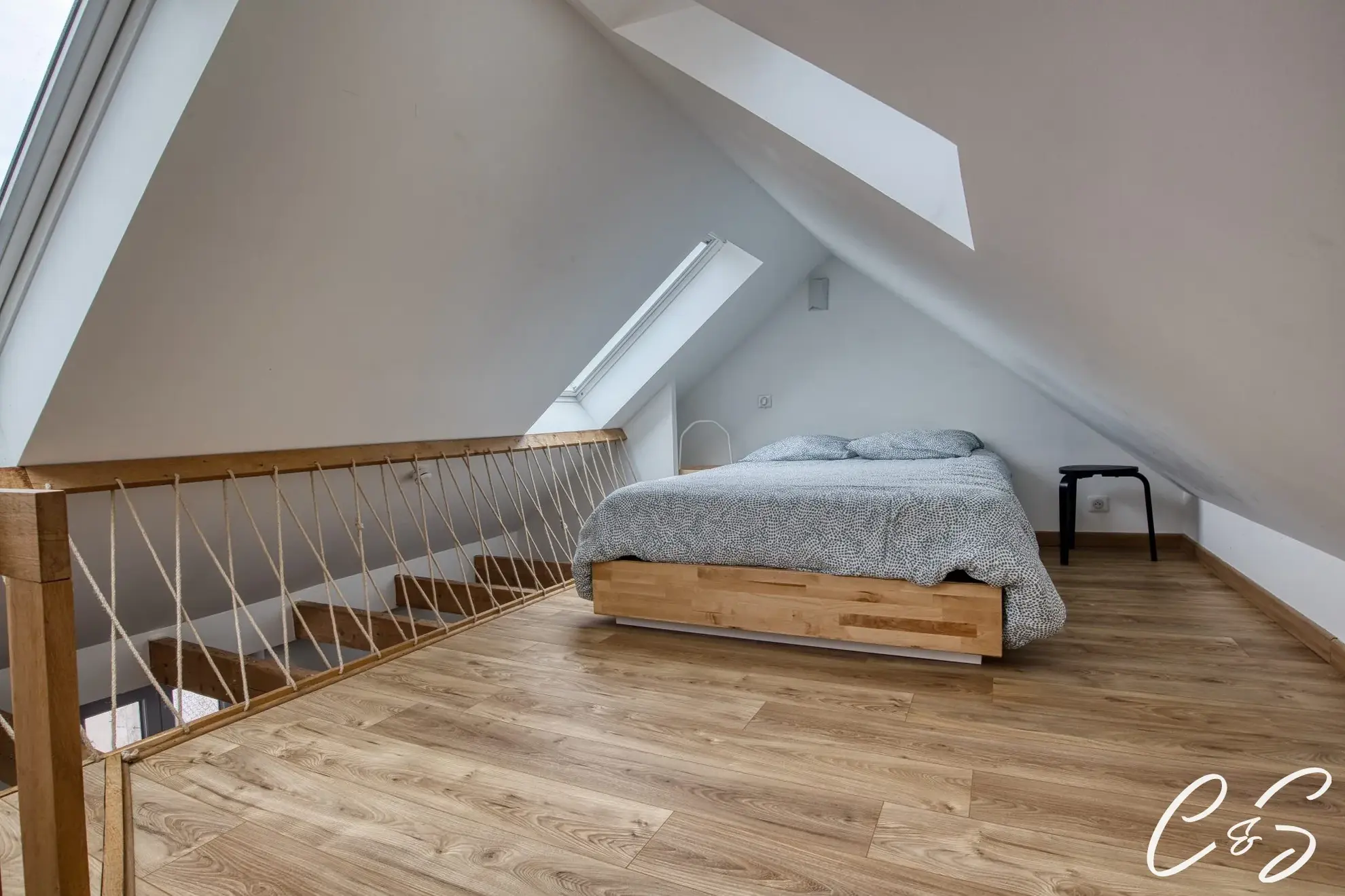 Appartement Duplex Lumineux au Cœur de Quimper avec Vue dégagée 