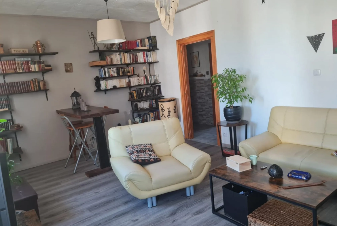 Appartement T3 avec balcon à Mulhouse - Bonne localisation 