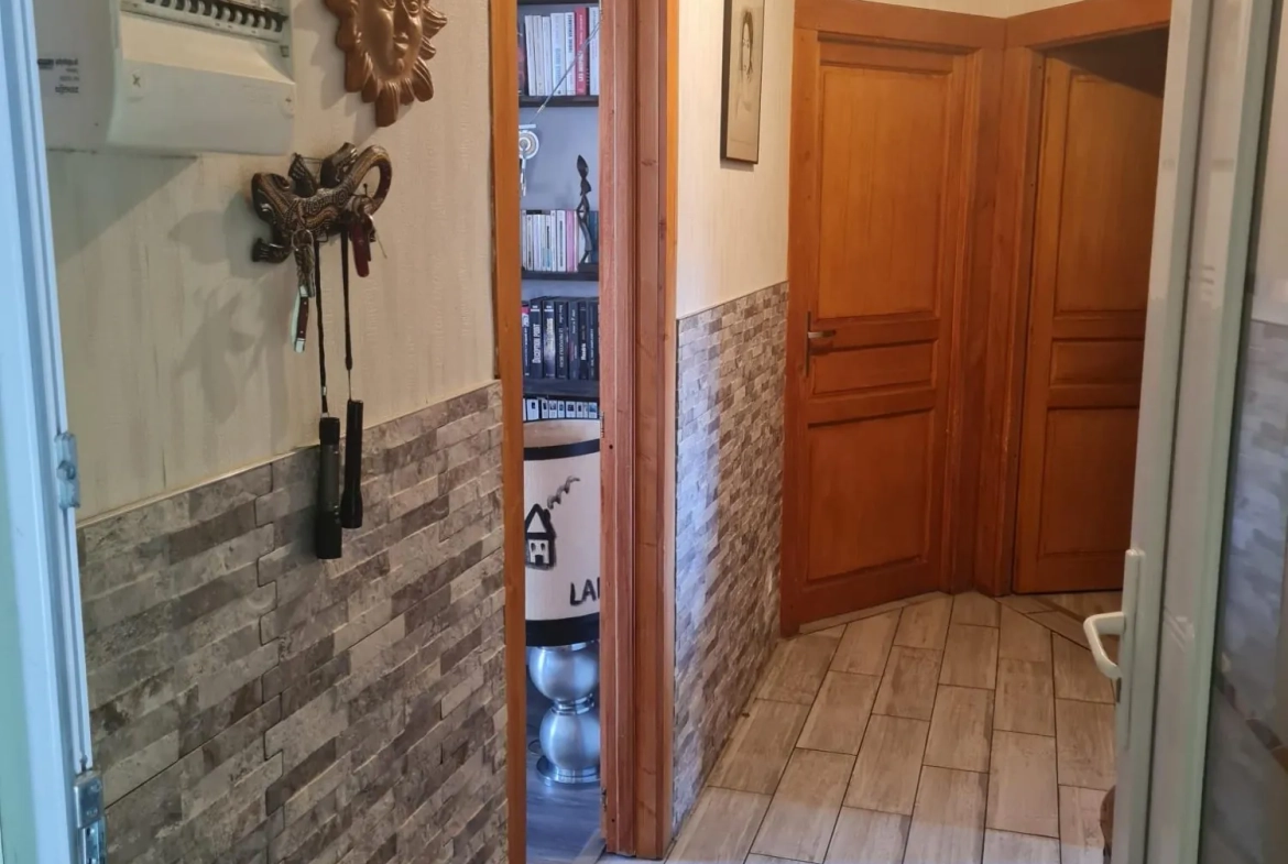 Appartement T3 avec balcon à Mulhouse - Bonne localisation 