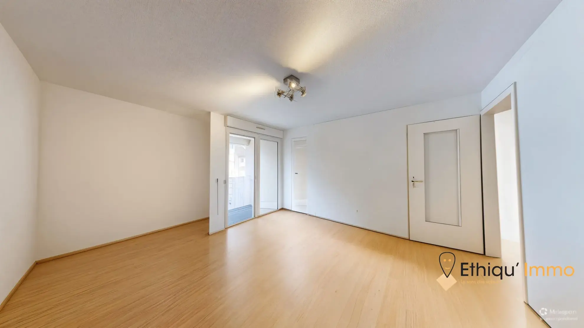 Bel appartement T2 à vendre à Strasbourg Neudorf, avec parking sécurisé et cave 