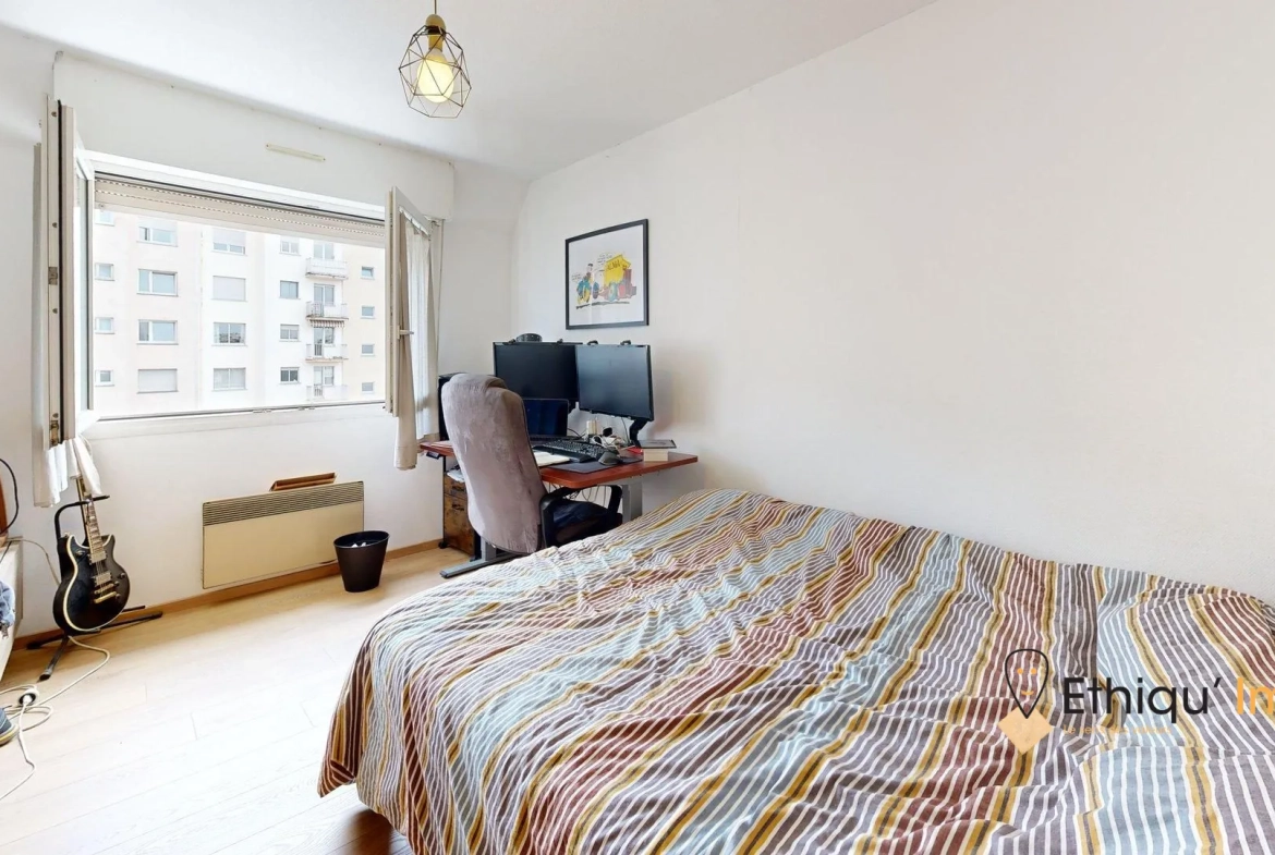 Bel appartement T2 à vendre à Strasbourg Neudorf, avec parking sécurisé et cave 