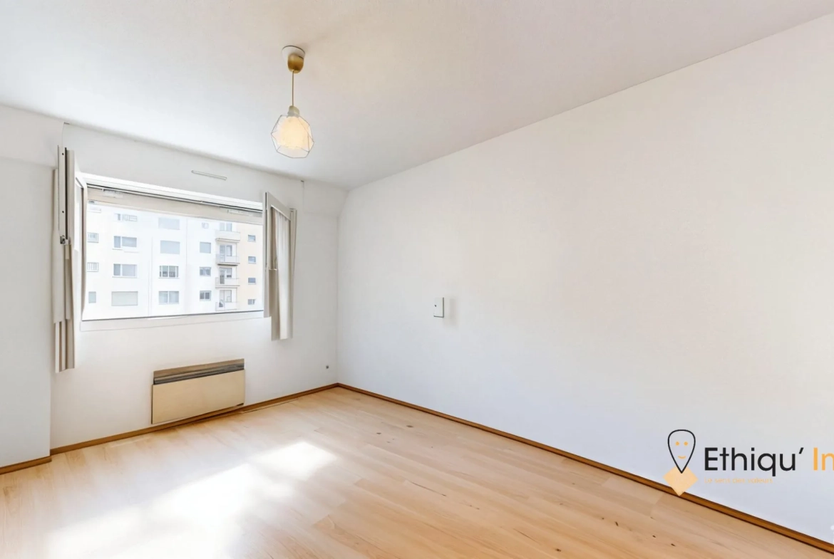 Bel appartement T2 à vendre à Strasbourg Neudorf, avec parking sécurisé et cave 