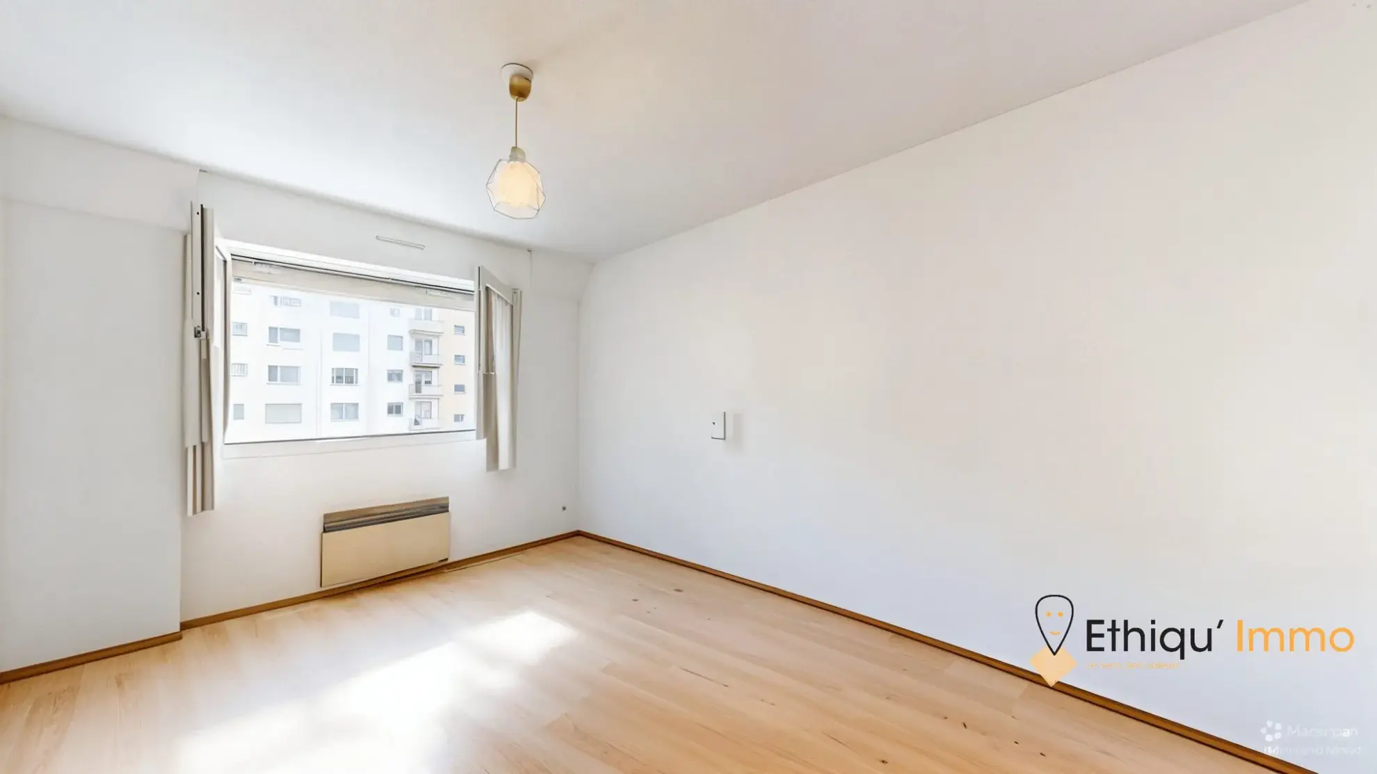 Bel appartement T2 à vendre à Strasbourg Neudorf, avec parking sécurisé et cave 
