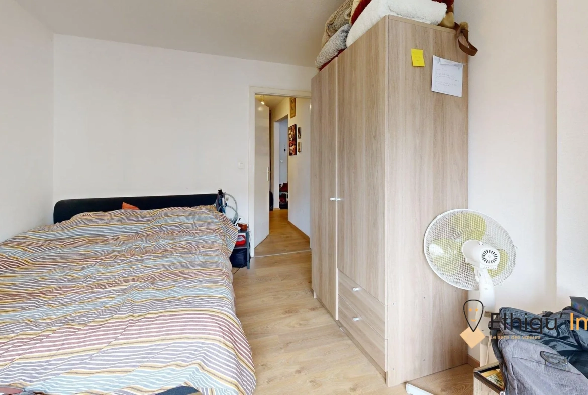 Bel appartement T2 à vendre à Strasbourg Neudorf, avec parking sécurisé et cave 