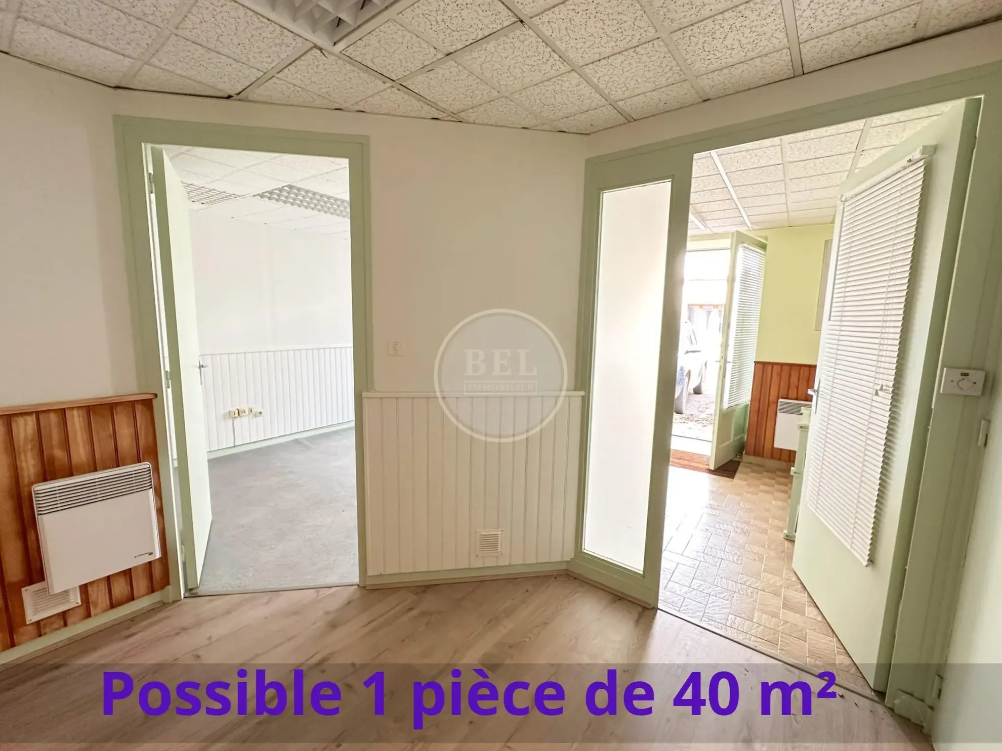 local rez de chaussée Maison à rénover avec potentiel à Chazelles-sur-Lyon, 90 m² 