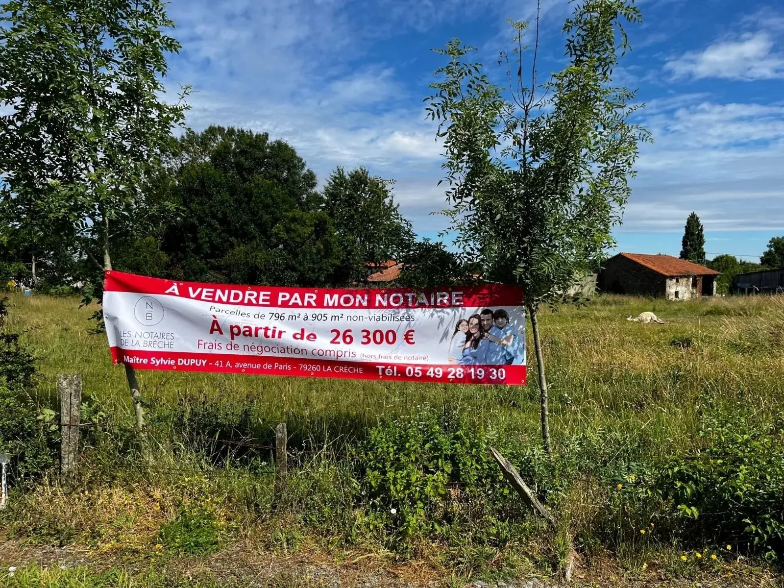 Terrain à vendre à Aigondigne - Parcelle de 1555 m² non viabilisée 