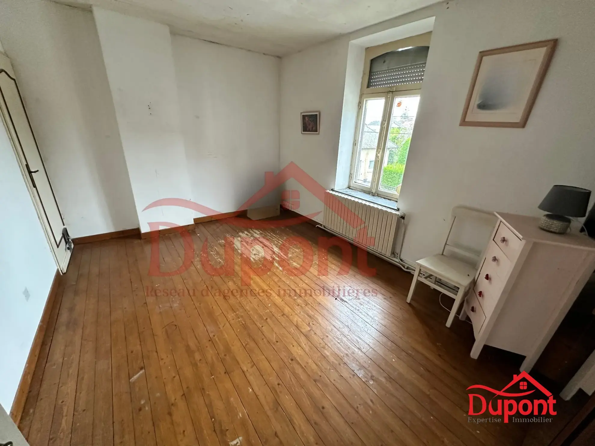 Maison semi-individuelle 3 chambres avec garage à Hautmont – Investissement idéal 