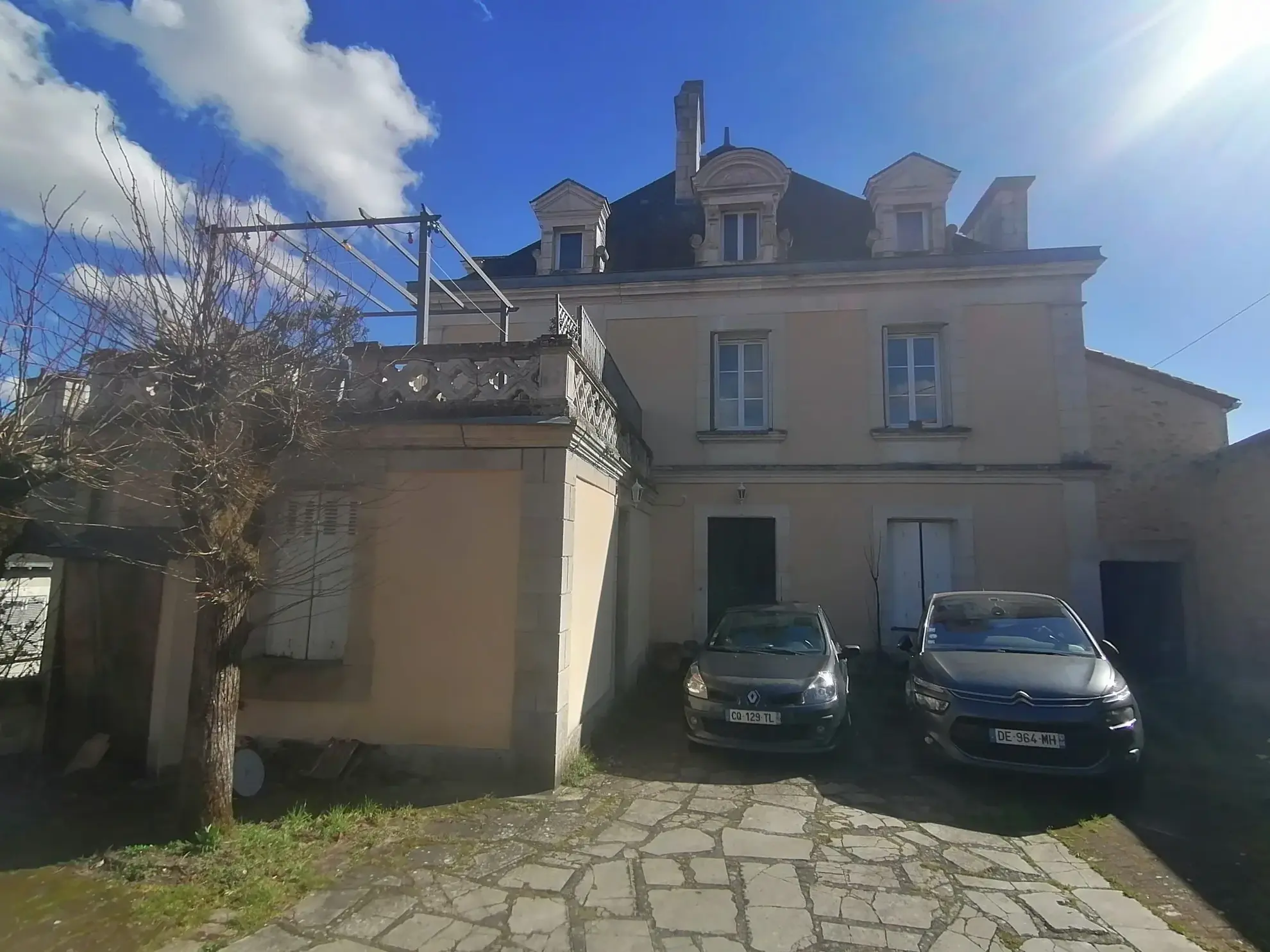 Appartement Duplex avec 3 Chambres, Cave et Parking à Migné-Auxances 