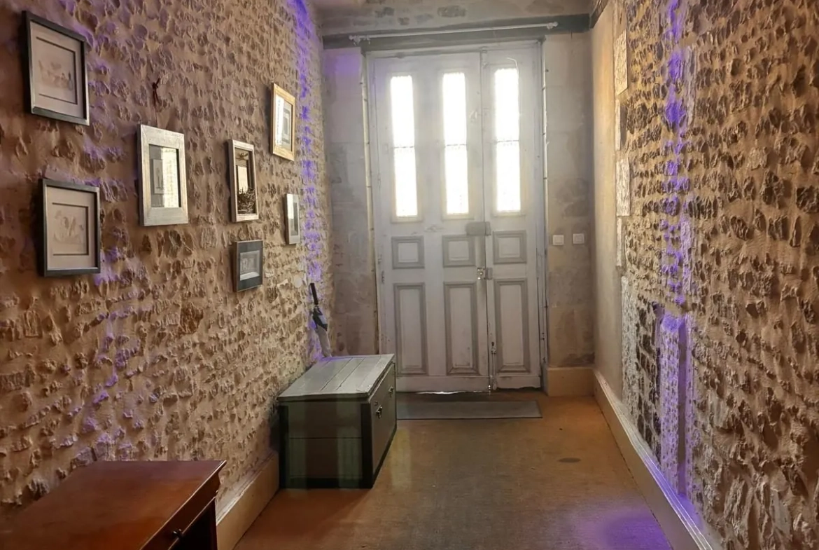 Appartement Duplex avec 3 Chambres, Cave et Parking à Migné-Auxances 