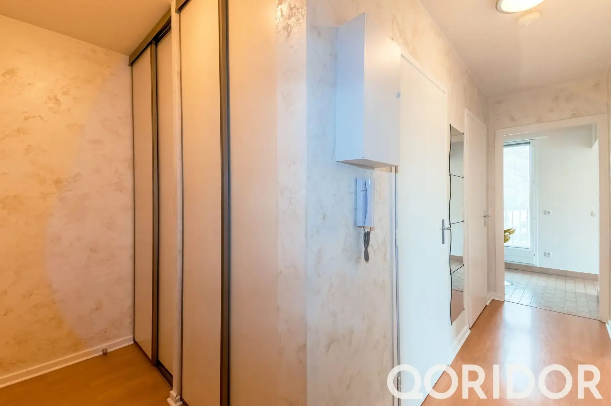 Appartement T2 de 46 m² à vendre à Lyon dans résidence sécurisée 