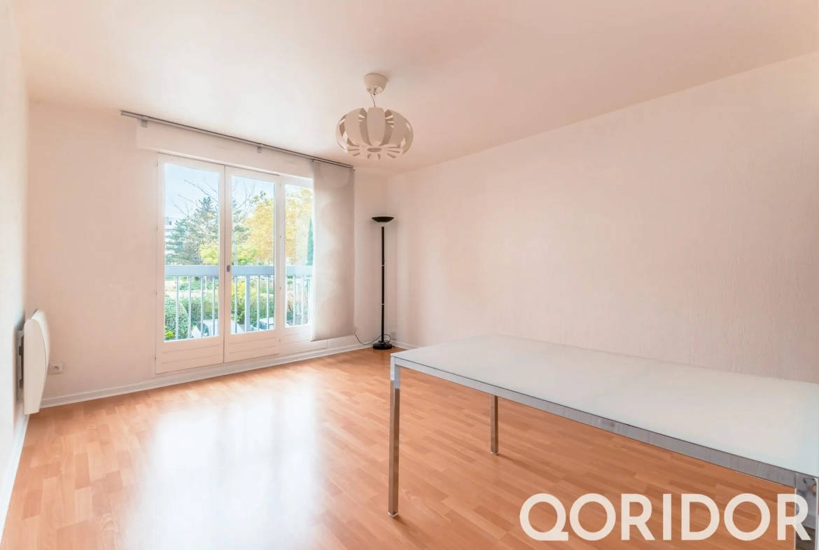 Appartement T2 de 46 m² à vendre à Lyon dans résidence sécurisée 