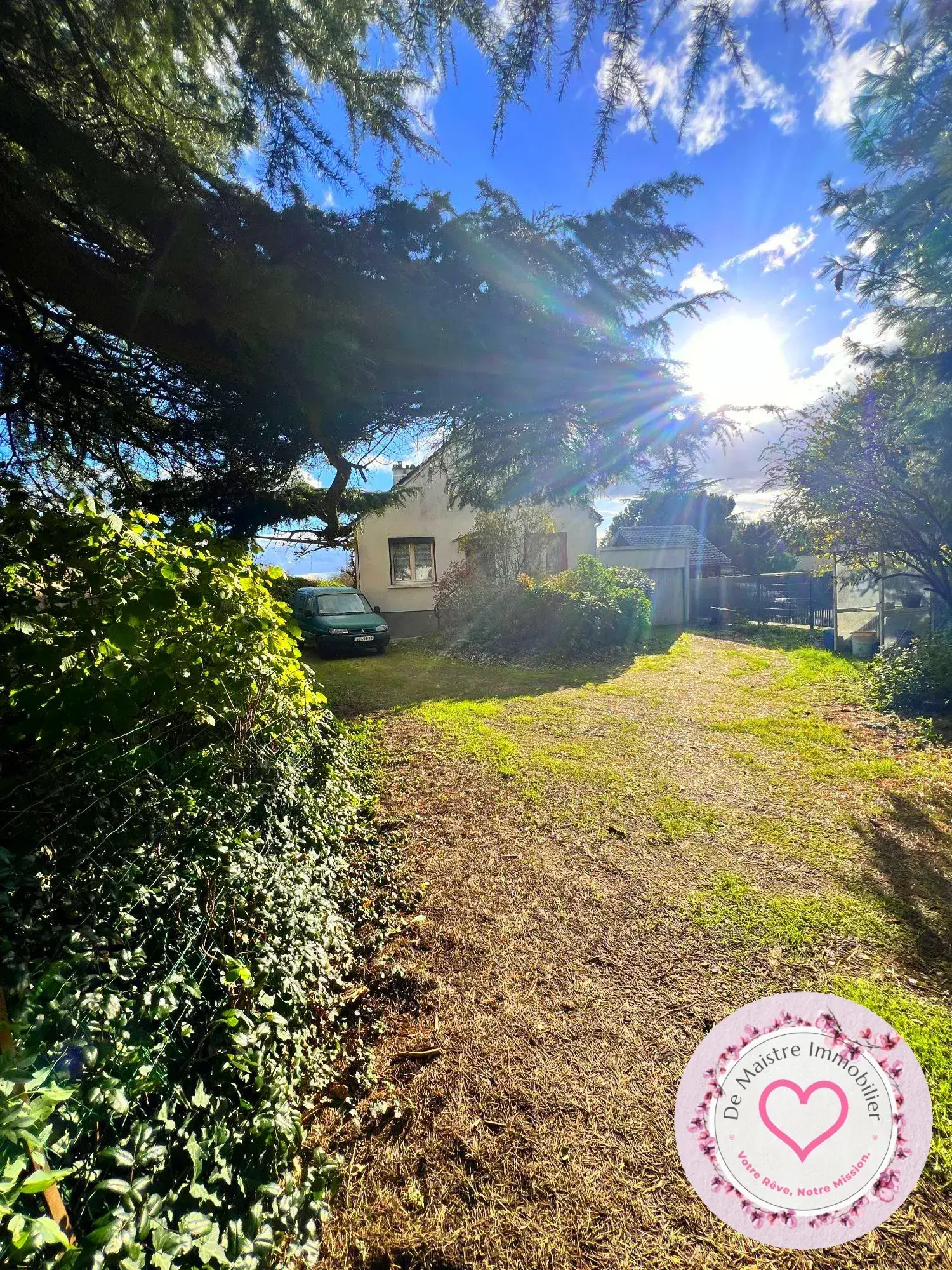 Belle maison avec jardin, piscine et serre à Sully-sur-Loire 