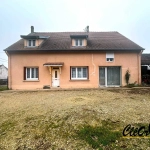 Maison à vendre à Montagny-lès-Seurre avec grand terrain et potentiel d'aménagement