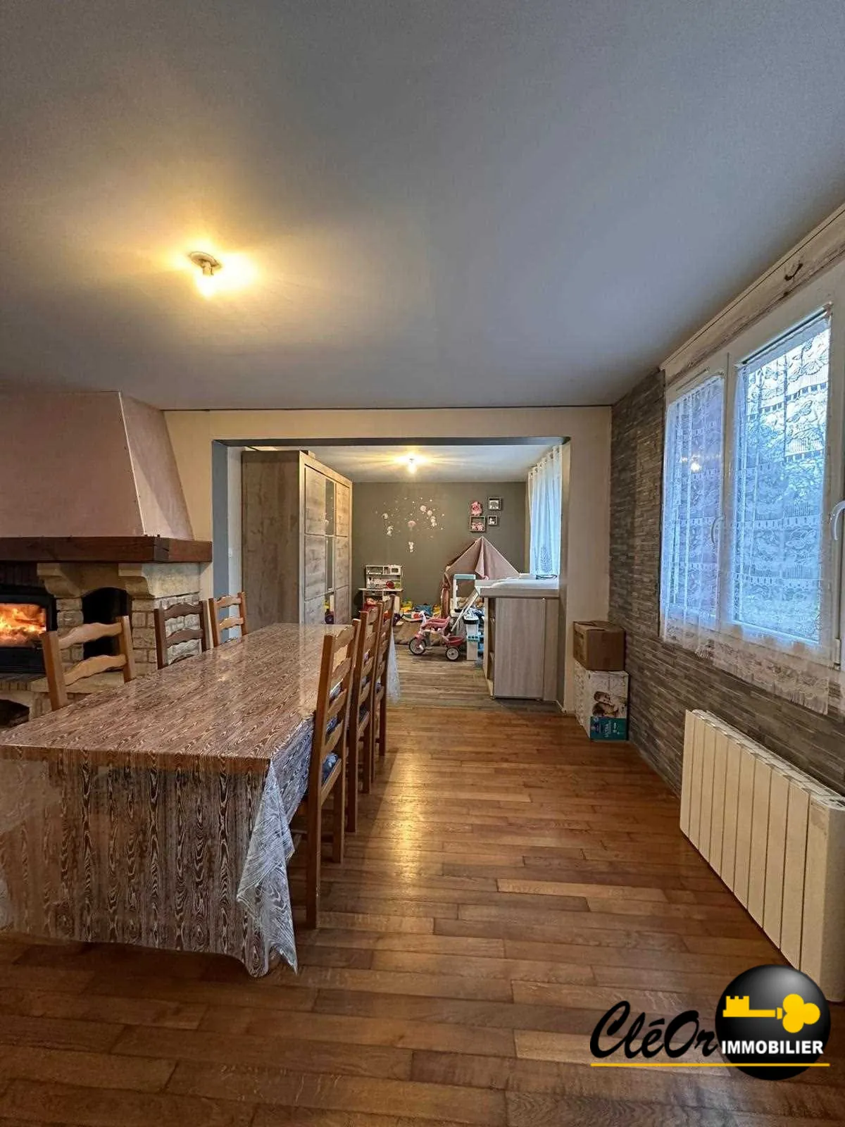 Maison à vendre à Montagny-lès-Seurre avec grand terrain et potentiel d'aménagement 