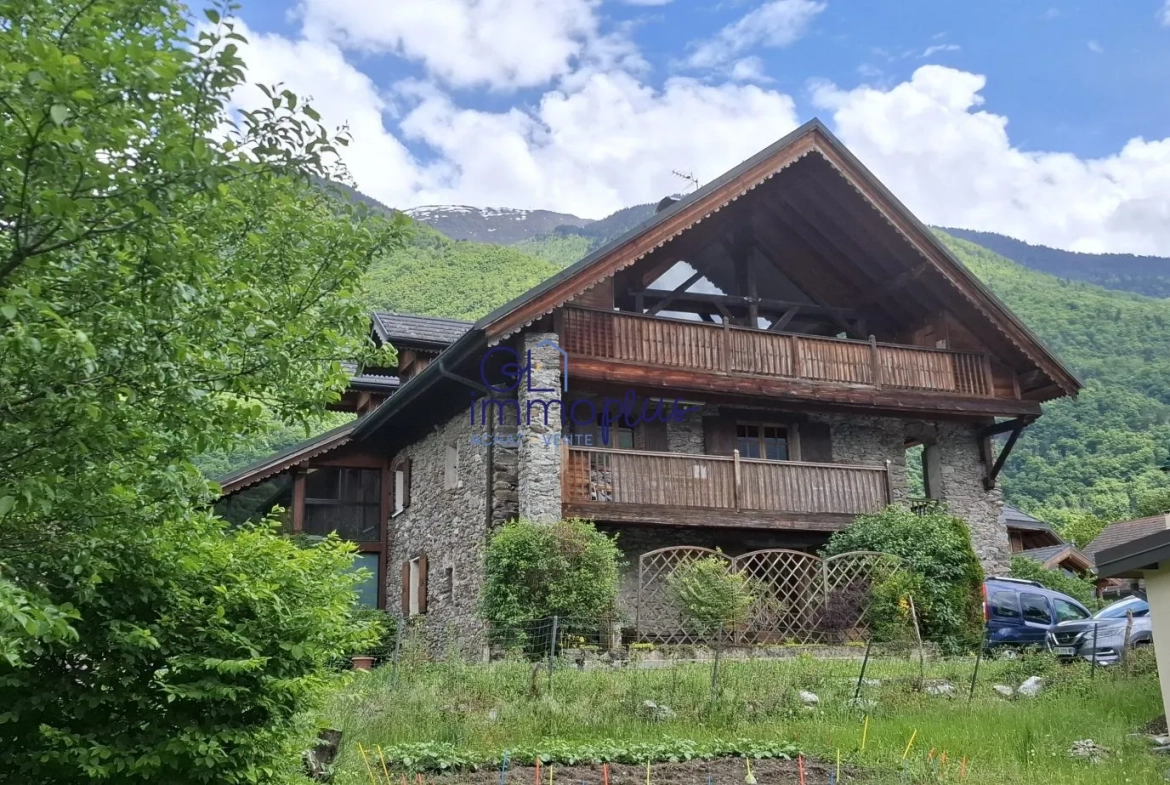 Appartement T3 en Rez-de-Jardin avec Jardin à Tours en Savoie 