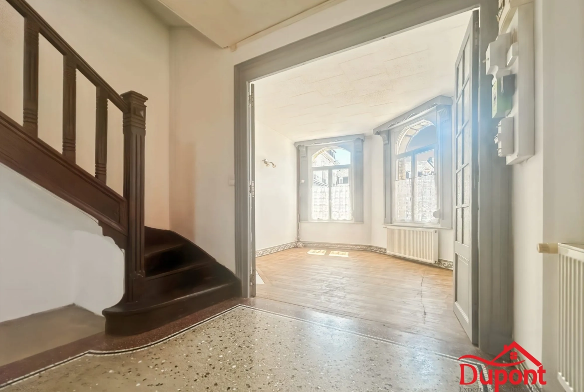 Maison individuelle de 70 m² avec grand terrain à Pleaux 