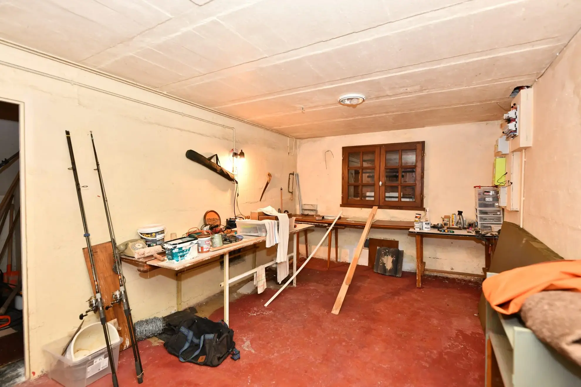 Maison individuelle de 70 m² avec grand terrain à Pleaux 