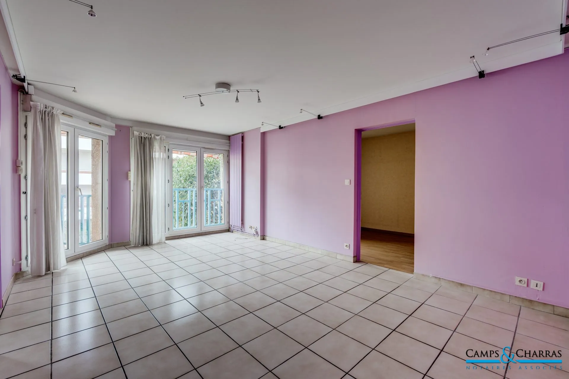 Appartement T4 à vendre à Toulouse Croix-Daurade – 75 m², 3 chambres, parking, proche commodités 