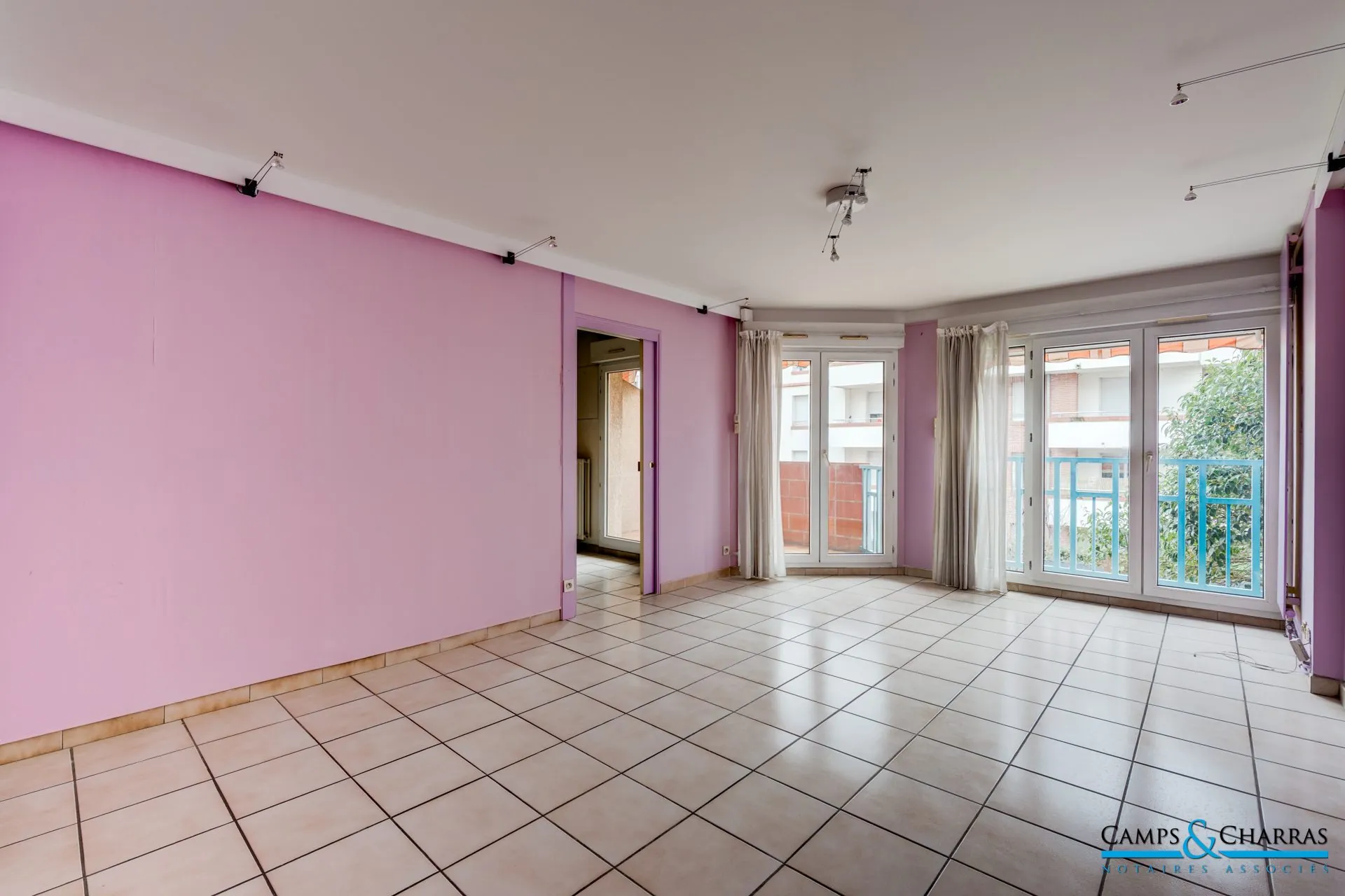 Appartement T4 à vendre à Toulouse Croix-Daurade – 75 m², 3 chambres, parking, proche commodités 
