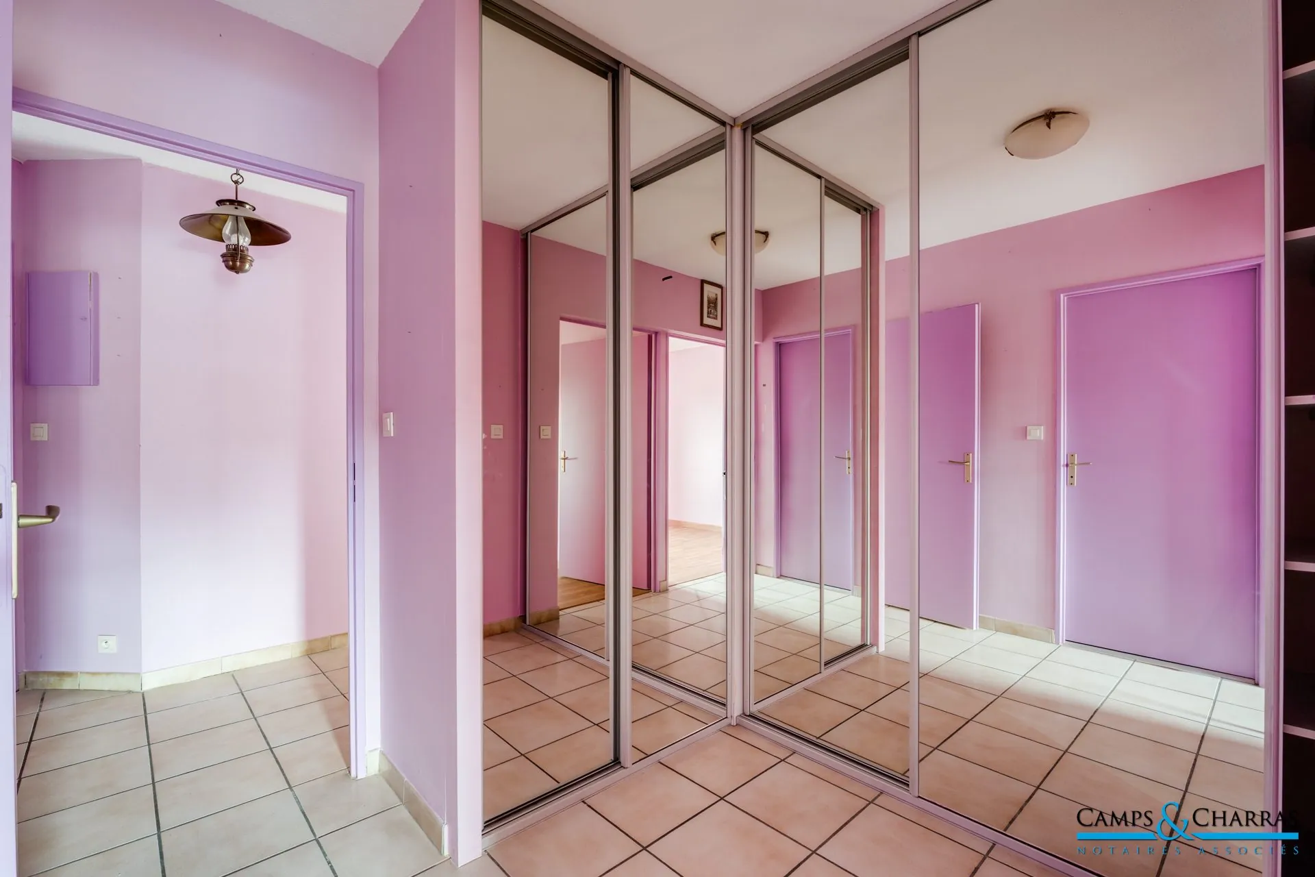 Appartement T4 à vendre à Toulouse Croix-Daurade – 75 m², 3 chambres, parking, proche commodités 