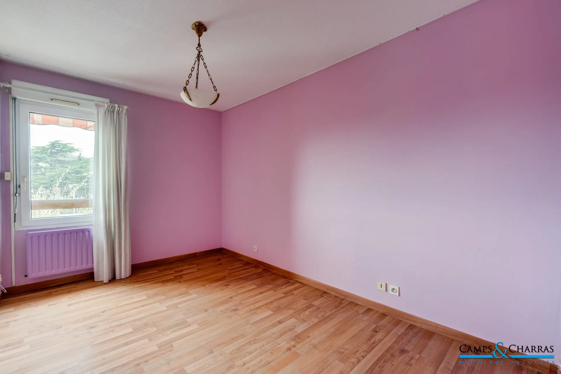Appartement T4 à vendre à Toulouse Croix-Daurade – 75 m², 3 chambres, parking, proche commodités 