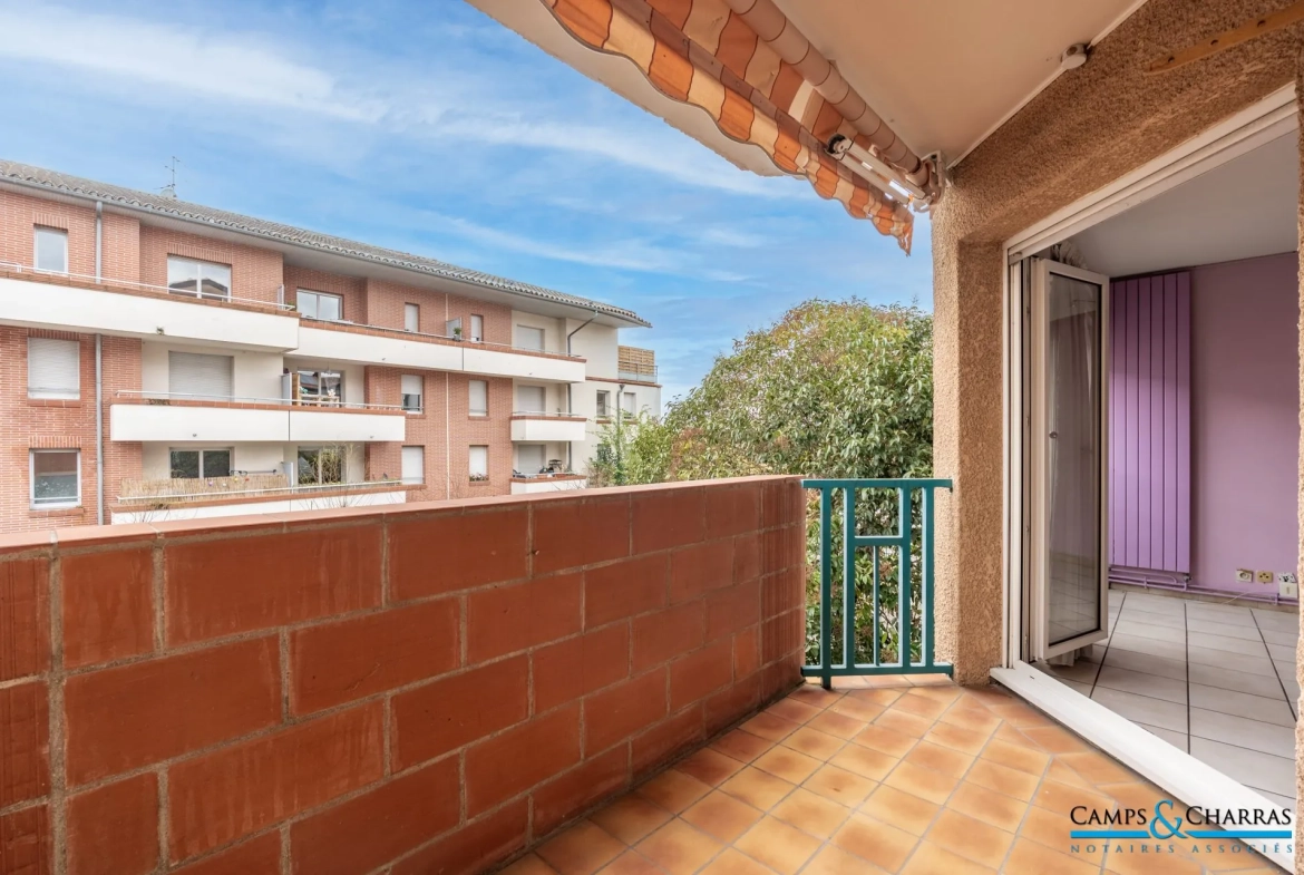 Appartement T4 à vendre à Toulouse Croix-Daurade – 75 m², 3 chambres, parking, proche commodités 