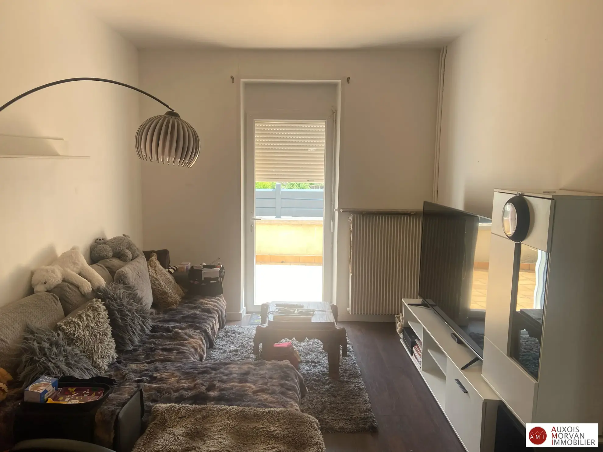 Maison à 3 km de Semur-en-Auxois avec jardin, garage, terrasse et pièce aménageable 