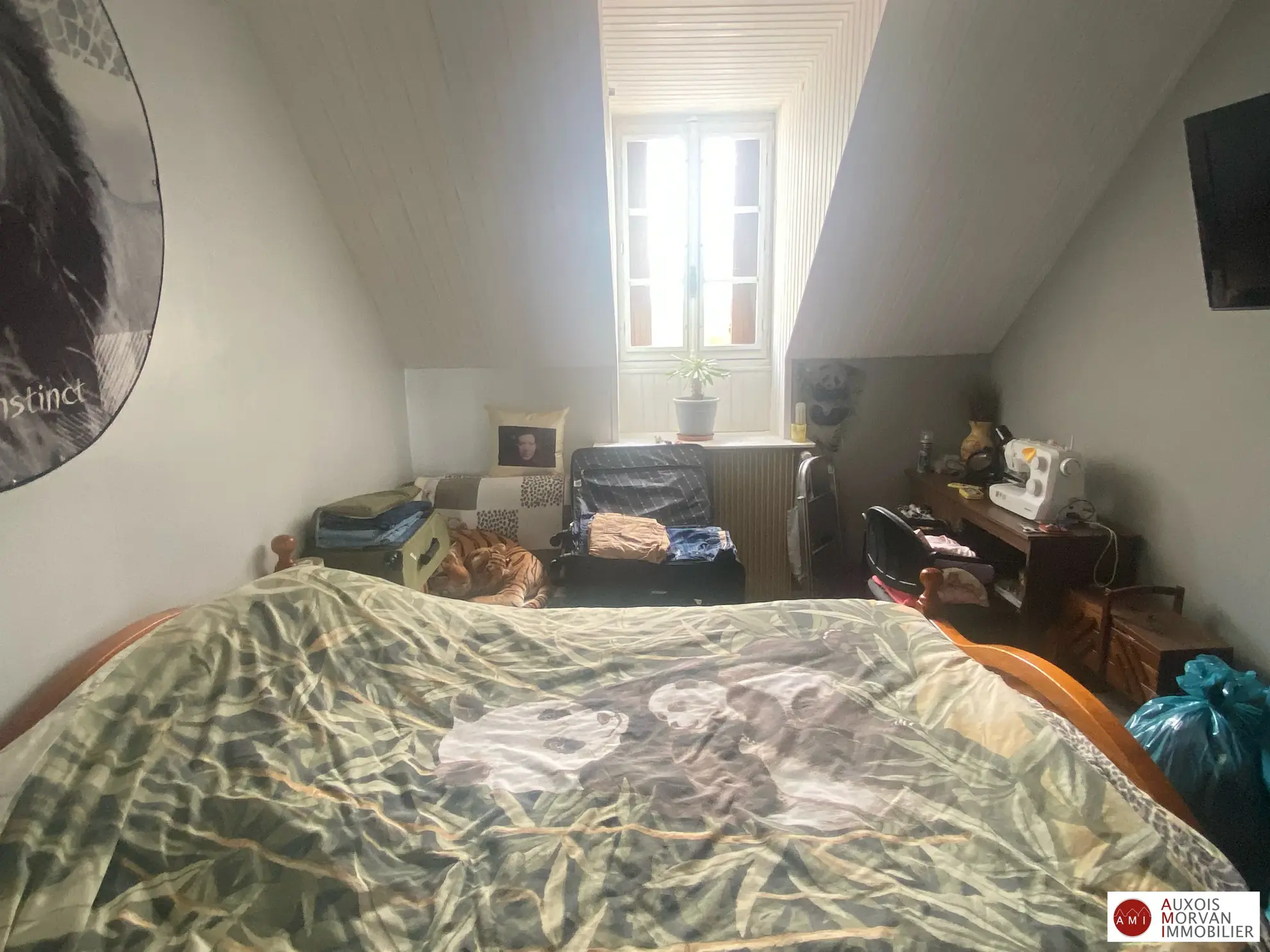 Maison à 3 km de Semur-en-Auxois avec jardin, garage, terrasse et pièce aménageable 