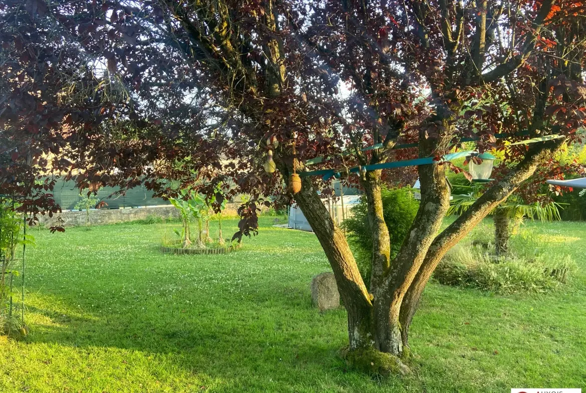 Maison à 3 km de Semur-en-Auxois avec jardin, garage, terrasse et pièce aménageable 