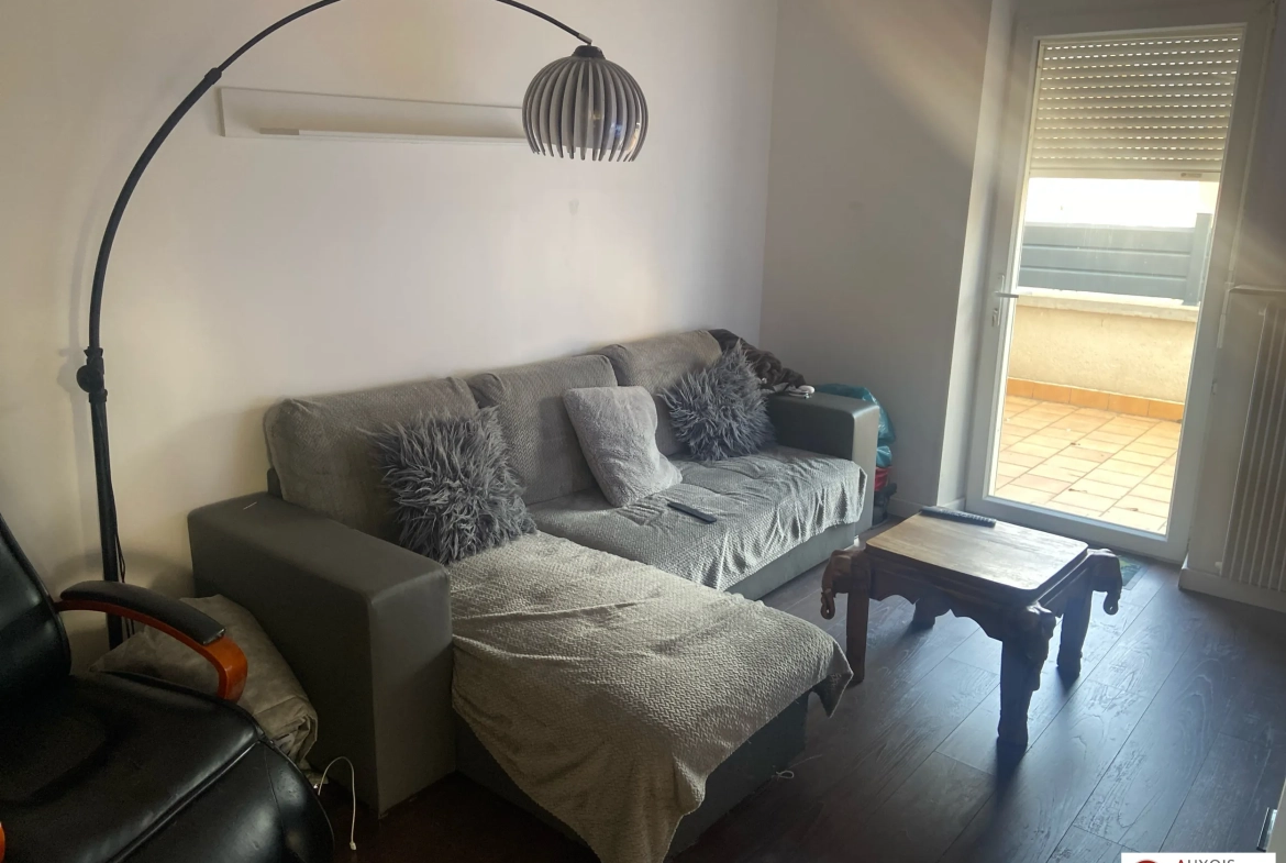 Maison à 3 km de Semur-en-Auxois avec jardin, garage, terrasse et pièce aménageable 