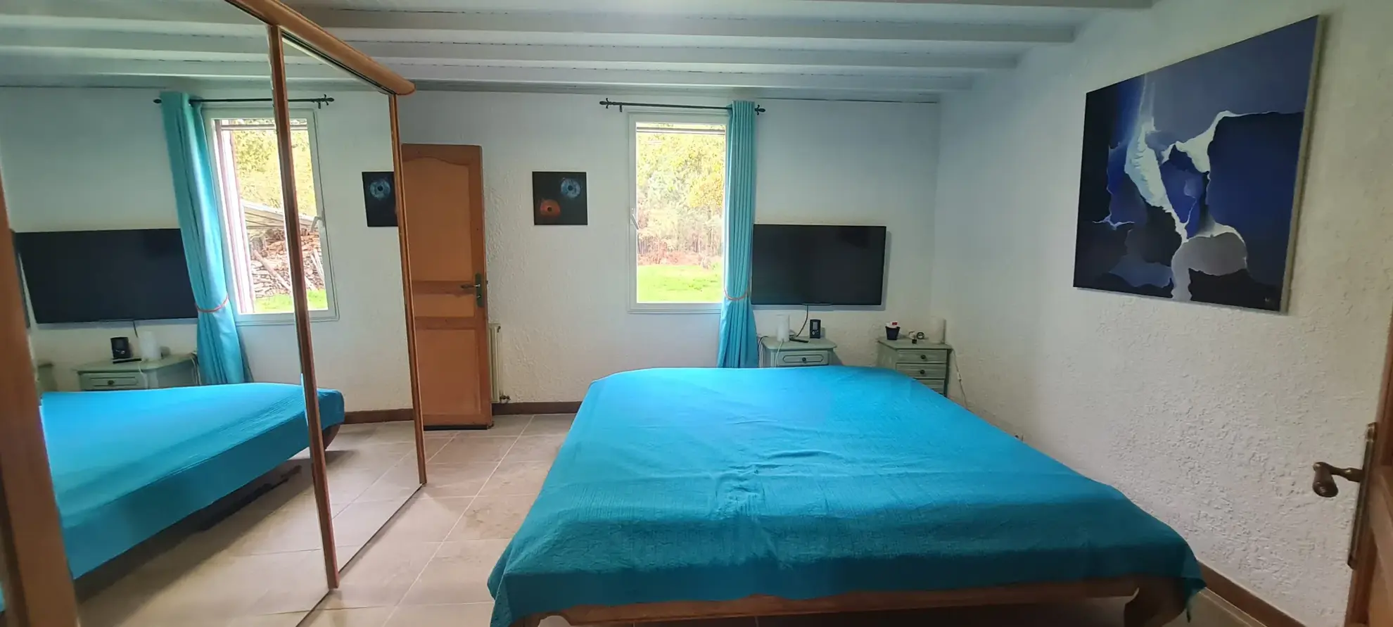 Maison ancienne de plain-pied de 1825 sur 2,75 hectares avec dépendances à Bazas 