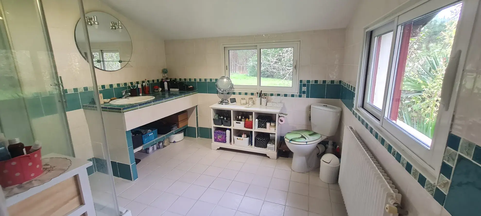 Maison ancienne de plain-pied de 1825 sur 2,75 hectares avec dépendances à Bazas 