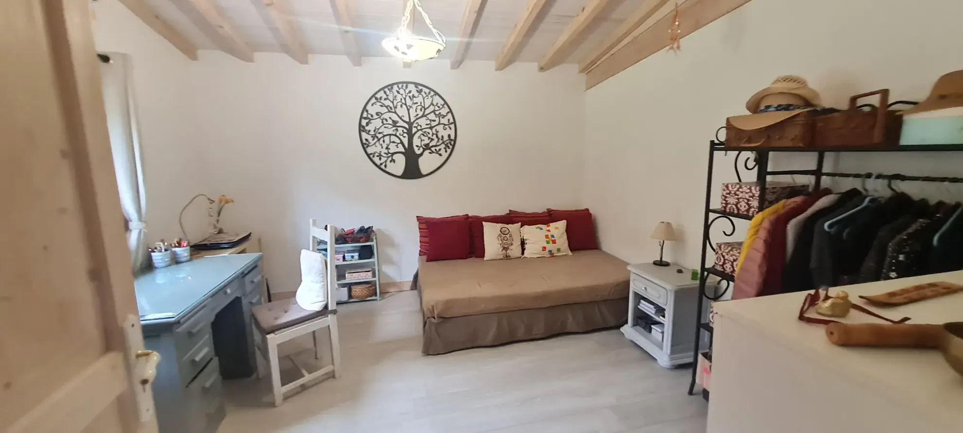 Maison ancienne de plain-pied de 1825 sur 2,75 hectares avec dépendances à Bazas 