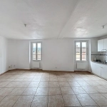 Appartement traversant 3 pièces avec vue sur Sainte-Victoire à Trets