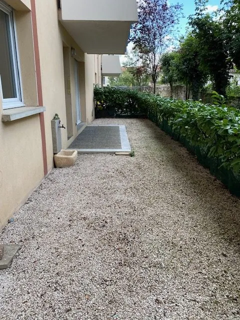 Appartement T3 à vendre à Castres, résidence avec jardin et parking - idéal investisseur ou résidence principale 