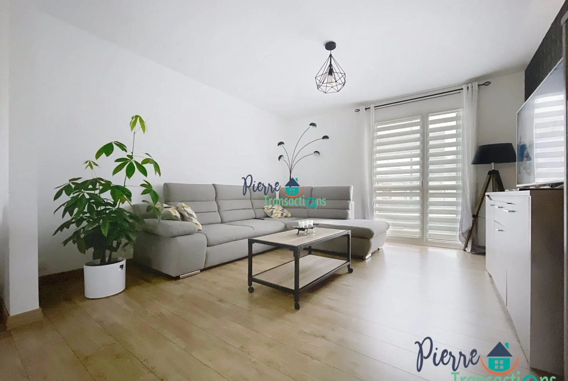 Maison à vendre à Rives-en-Seine avec jardin et garage 