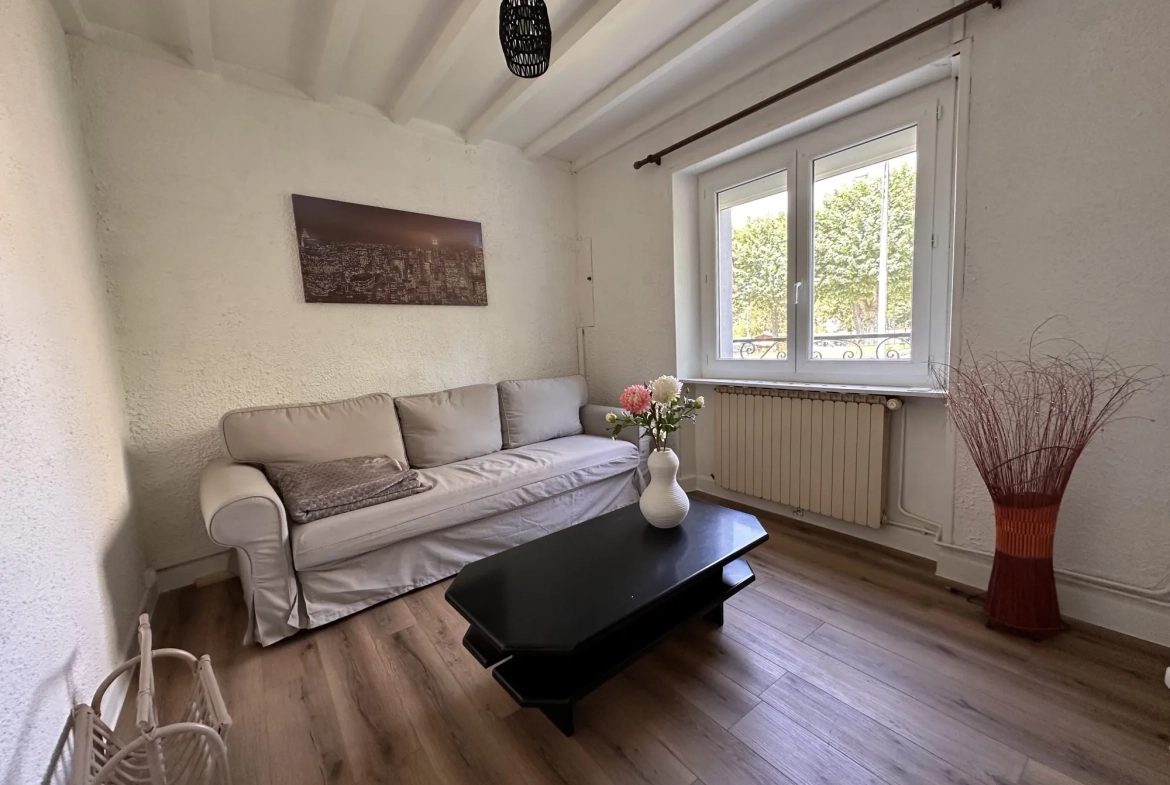 Maison à vendre à Massiac avec 4 chambres, jardin et potentiel de rénovation 
