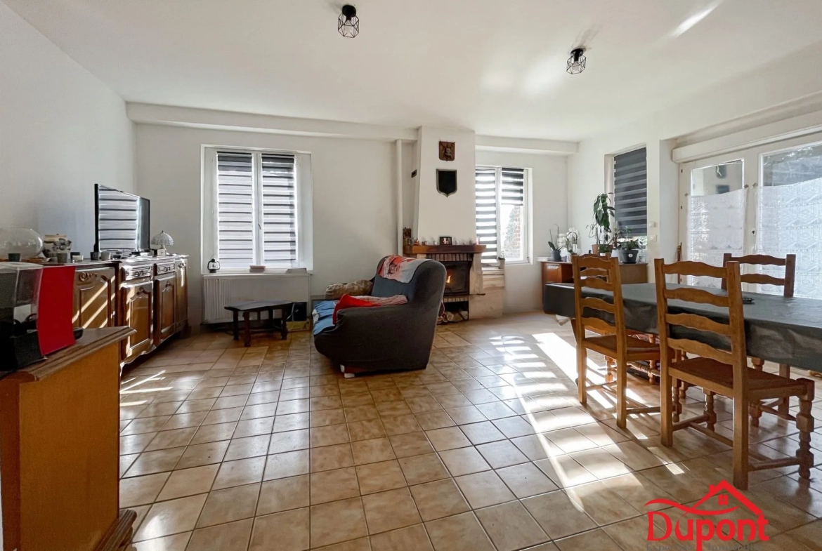 Maison individuelle à Hancourt avec 4 chambres, garage et grand jardin 