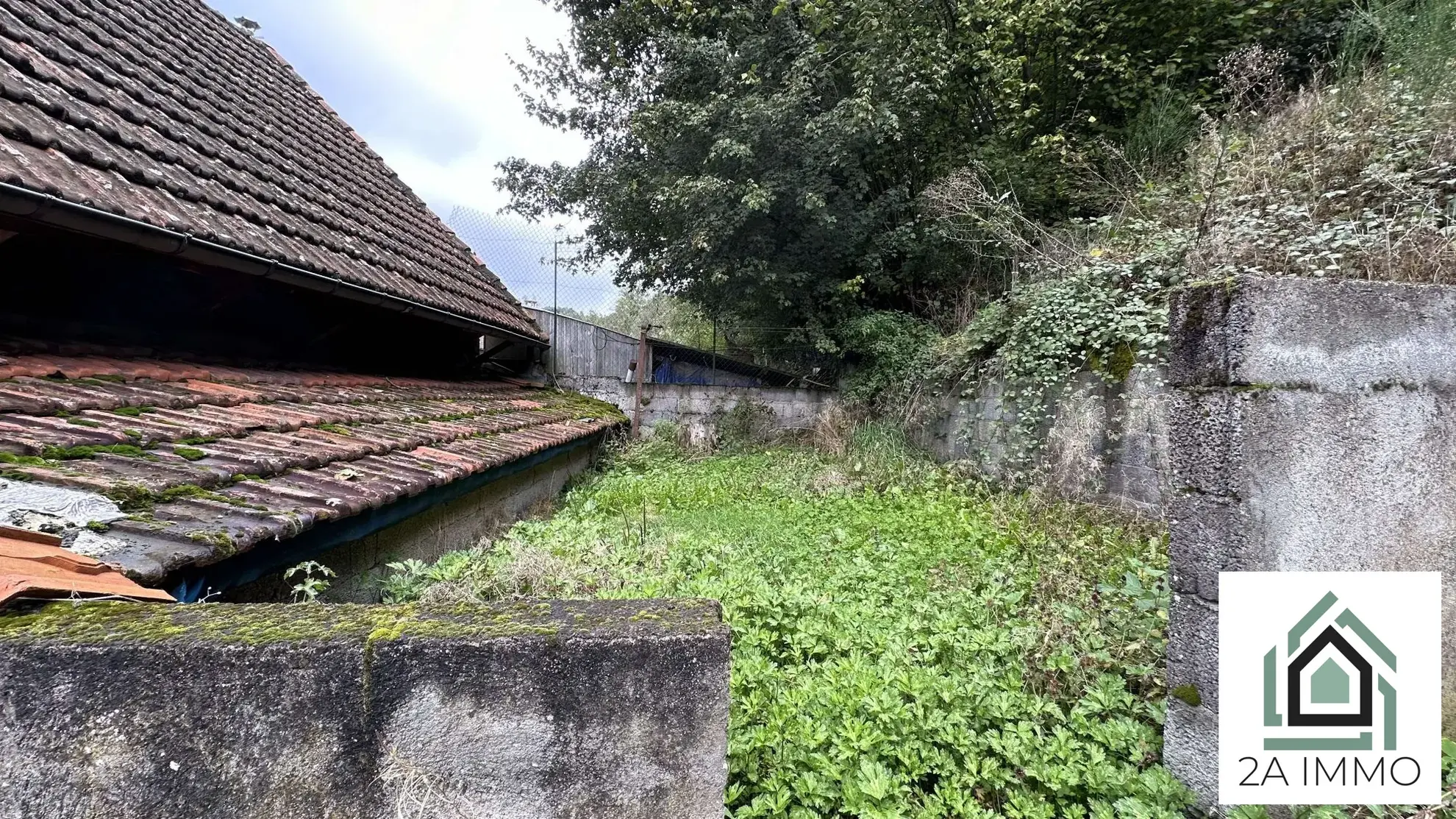 Charmante maison à Saint-Ours-les-Roches avec terrain et potentiel d'extension 