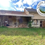 Maison en pierre avec dépendances et vue dégagée à Saint-Maurice de R.