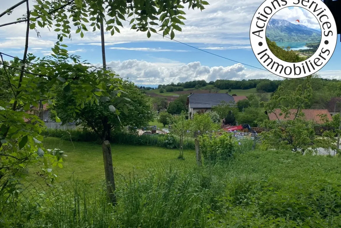 Maison en pierre avec dépendances et vue dégagée à Saint-Maurice de R. 